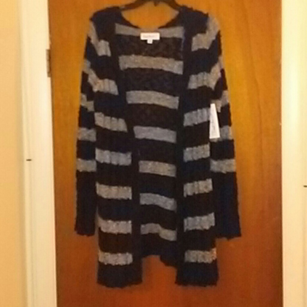 Woman's lightweight cardigan sweater